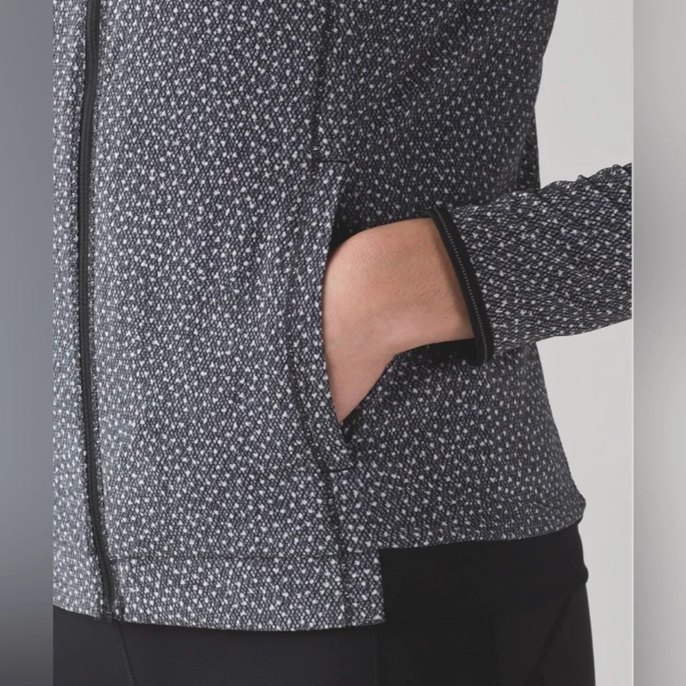Lululemon Women’s Hit It Jacket